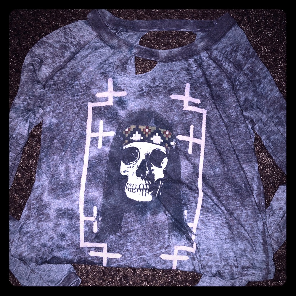 CHASER; {M} long sleeve very cool shirt. ☠️